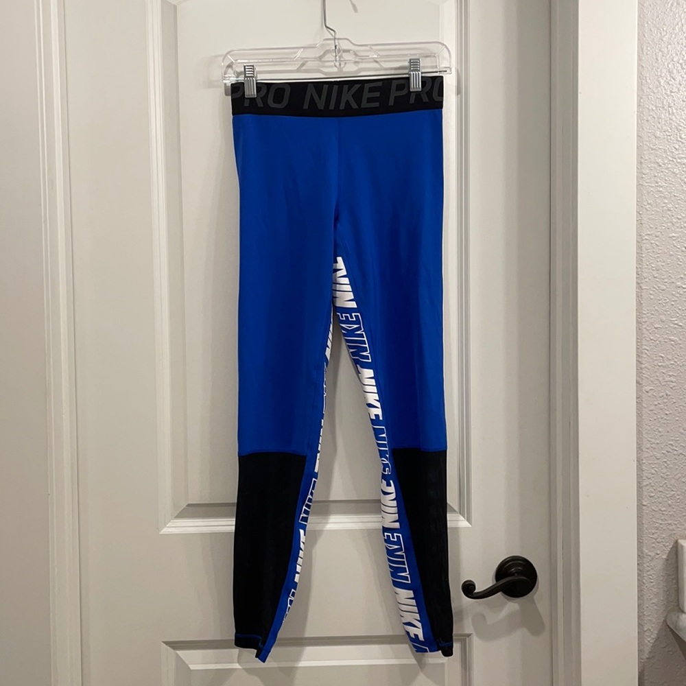 Nike Pro leggings